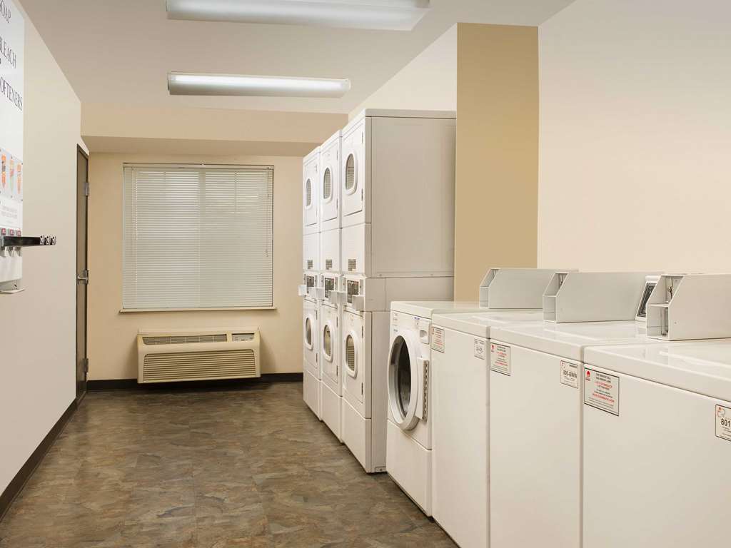 Woodspring Suites Evansville Facilities photo